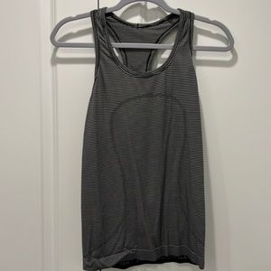 Lululemon Swiftly Tank Top size 6 Black & White Stripes